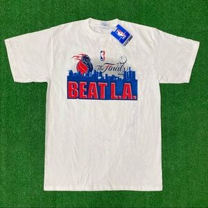 Y2K Majestic Detroit Pistons “Beat L.A.” T-Shirt